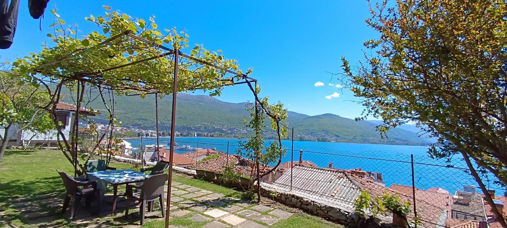 Rosemary Apartment Ohrid Bagian luar foto